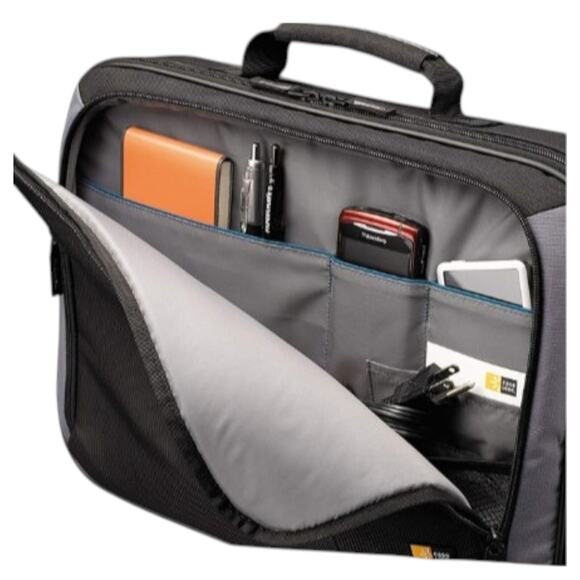 Case Logic Black 17" Laptop Bag - Used - Good Condition - Picture 2 of 7